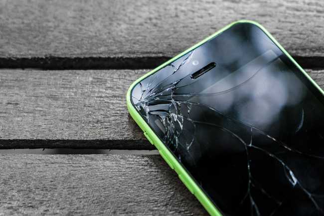 Smartphone Insurance: 7 Reasons Why You Need It